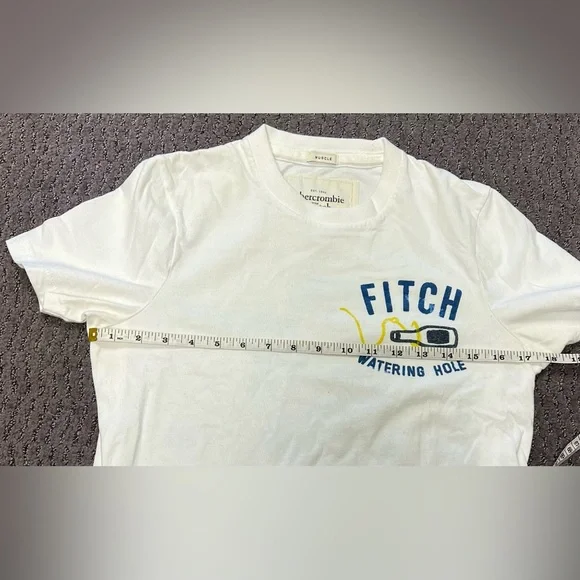 Abercrombie & Fitch Men’s Muscle TShirt The Watering Hole Y2K - Picture 8 of 9